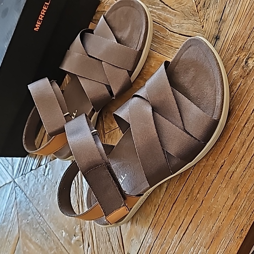 New MERRELL Maya backstrap comfort sandals! 6
